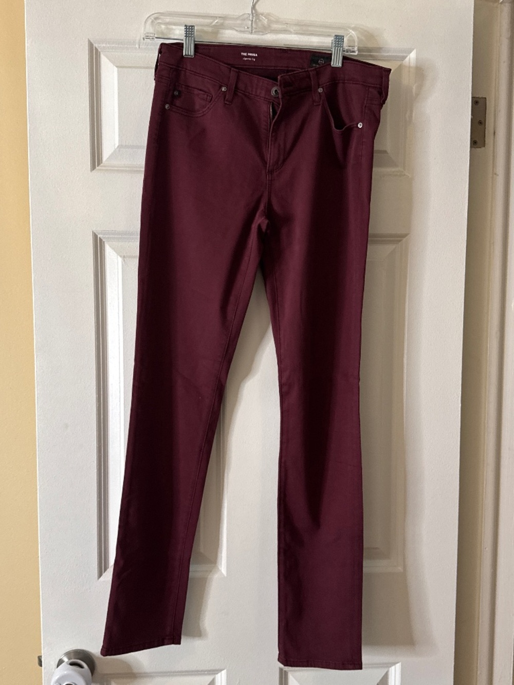 AG Jeans The Prima cigarette in maroon size 28R